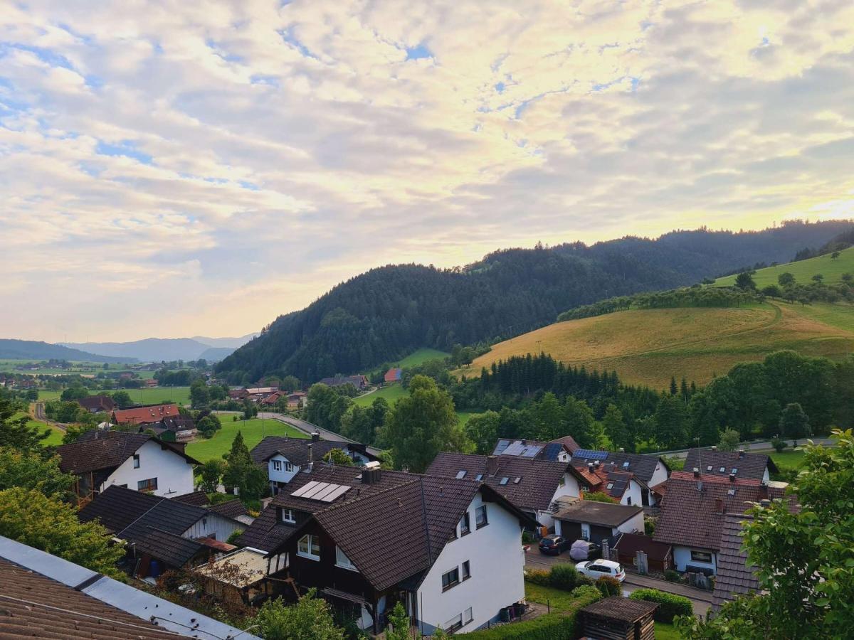 Ferienwohnung Mit Komfort Oberharmersbach Eksteriør billede